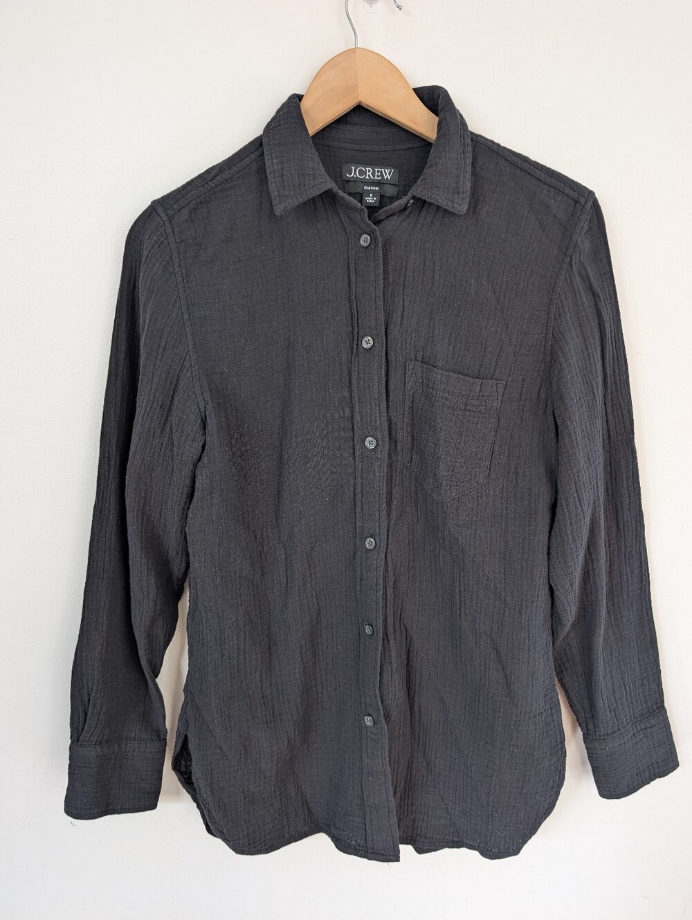 J.Crew 100% cotton double-gauze button-up shirt Black Collared Classic Size 0